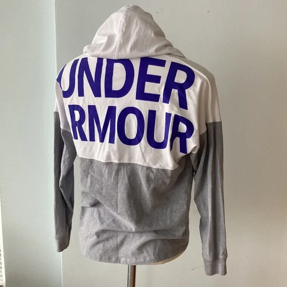 Under Armour youth long sleeve shirt with hood - Picture 3 of 5